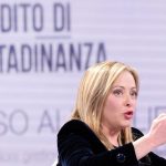La presidente del Consiglio Giorgia Meloni presenta la carta MIA che sostituirà il reddito di cittadinanza