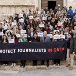 Il sit-in per i giornalisti uccisi a Gaza durante il Festival Internazionale del Giornalismo. Nell'ultimo anno, praticamente in tutto il mondo, i giornalisti e i mezzi di comunicazione indipendenti hanno dovuto affrontare una crescente repressione, secondo quanto rilevato dall'indice annuale della libertà di stampa di Reporter Senza Frontiere.
