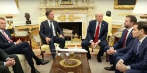 L'incontro tra Trump e il segretario della NATO Ruppe sugli aiuti militari all'Ucraina
