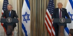 Trump e Netanyahu durante la conferenza stampa congiunta in cui è stato annunciato il piano per Gaza.