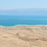 Un dettaglio della copertina del libro di Anna Momigliano "Fondato sulla sabbia. Un viaggio nel futuro di Israele"