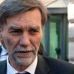 Il senatore Graziano Delrio intervistato all'uscita della Camera