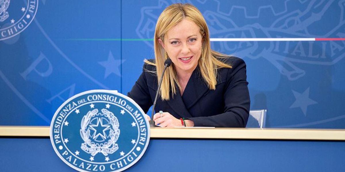 La presidente del Consiglio Giorgia Meloni durante una conferenza stampa
